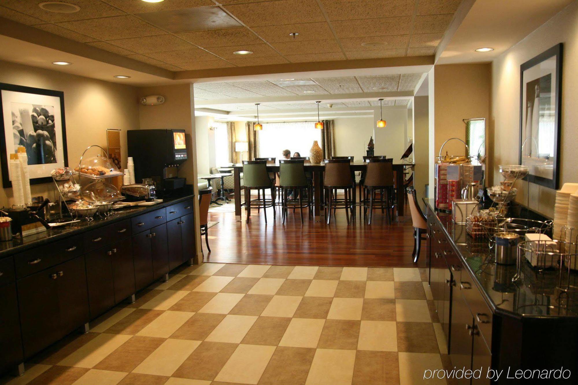 Hampton Inn Clemson Restaurant photo