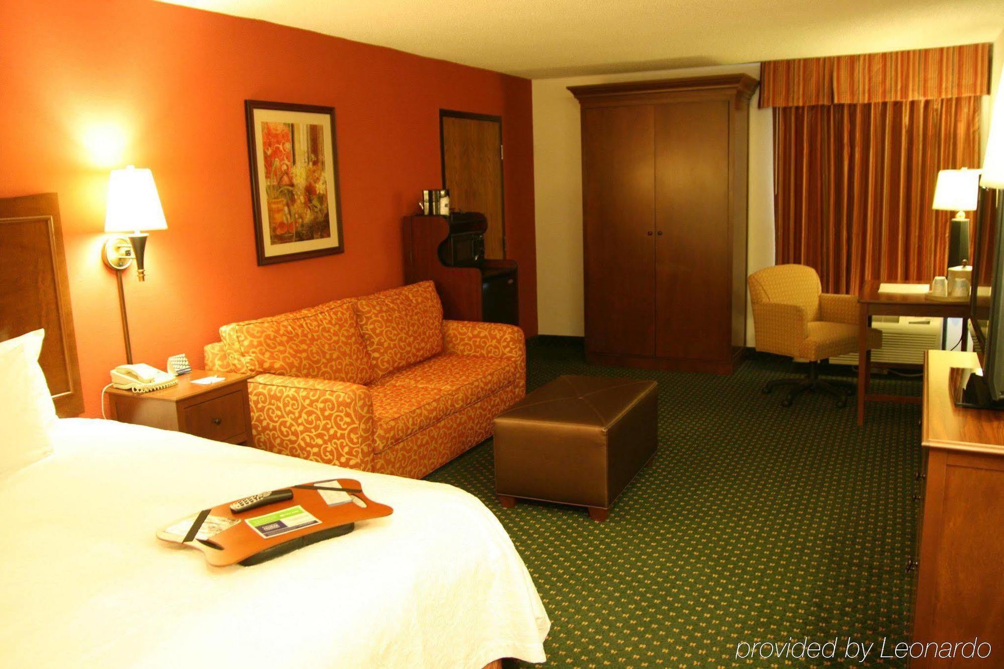 Hampton Inn Clemson Room photo